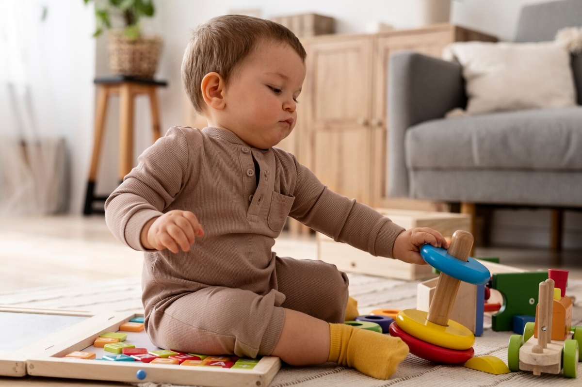 Sélectionnez le bon jouet en bois pour votre bébé de 1 an